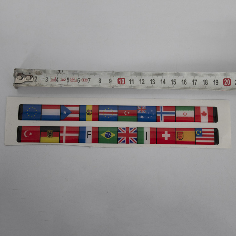 برچسب خودرو مدل ژله ای کد small flag2 بسته دو عددی